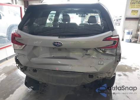 2020 Subaru Forester Premium z USA, uszkodzony, nr VIN JF2SKAJC4LH439968